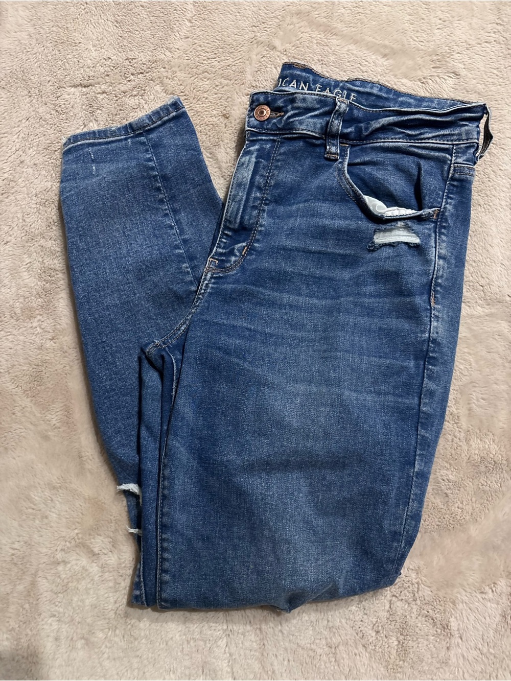 American Eagle Outfitters women’s Blue Distressed jegging Jeans